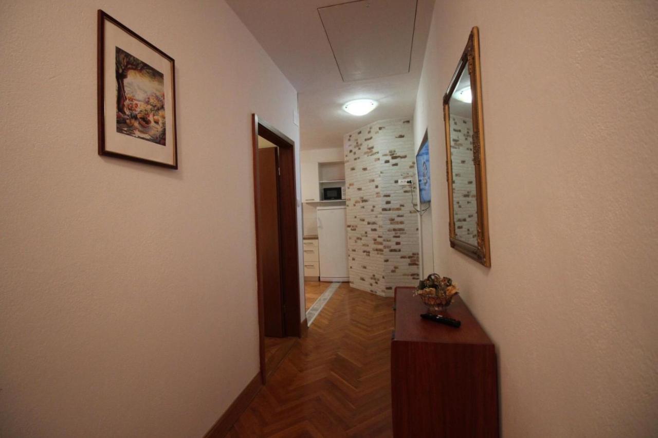 Apartment Zo-Na Повіле Екстер'єр фото